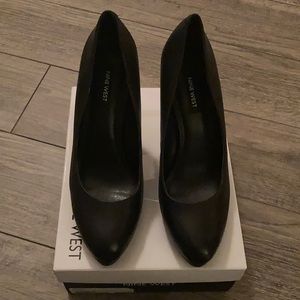 Never-Worn Nine West Quabree Black Pumps 7.5